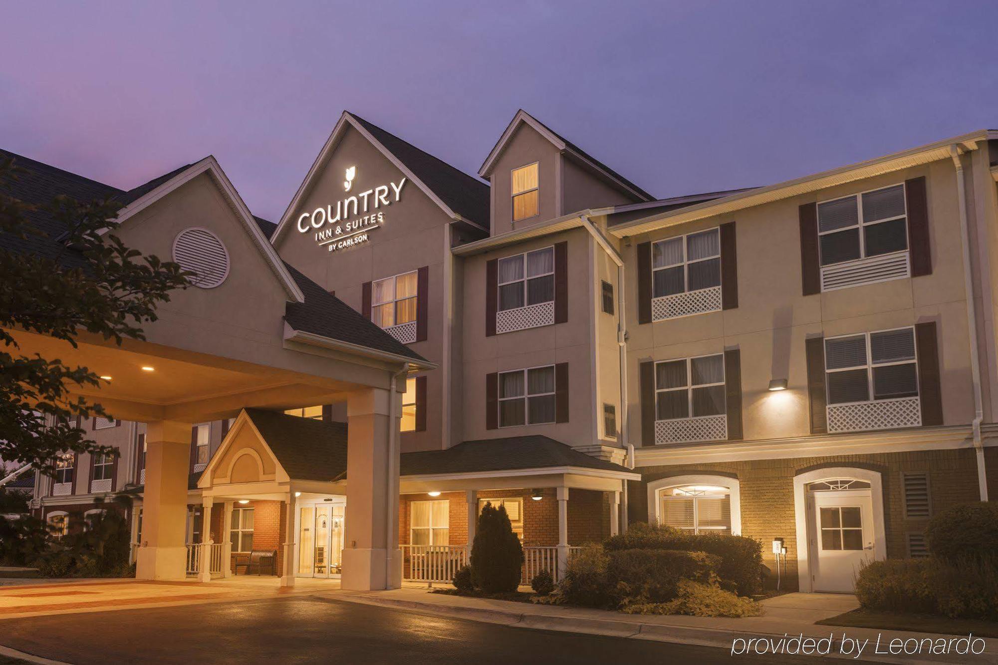 Clarion Pointe Columbus-Bradley Park Hotel Luaran gambar