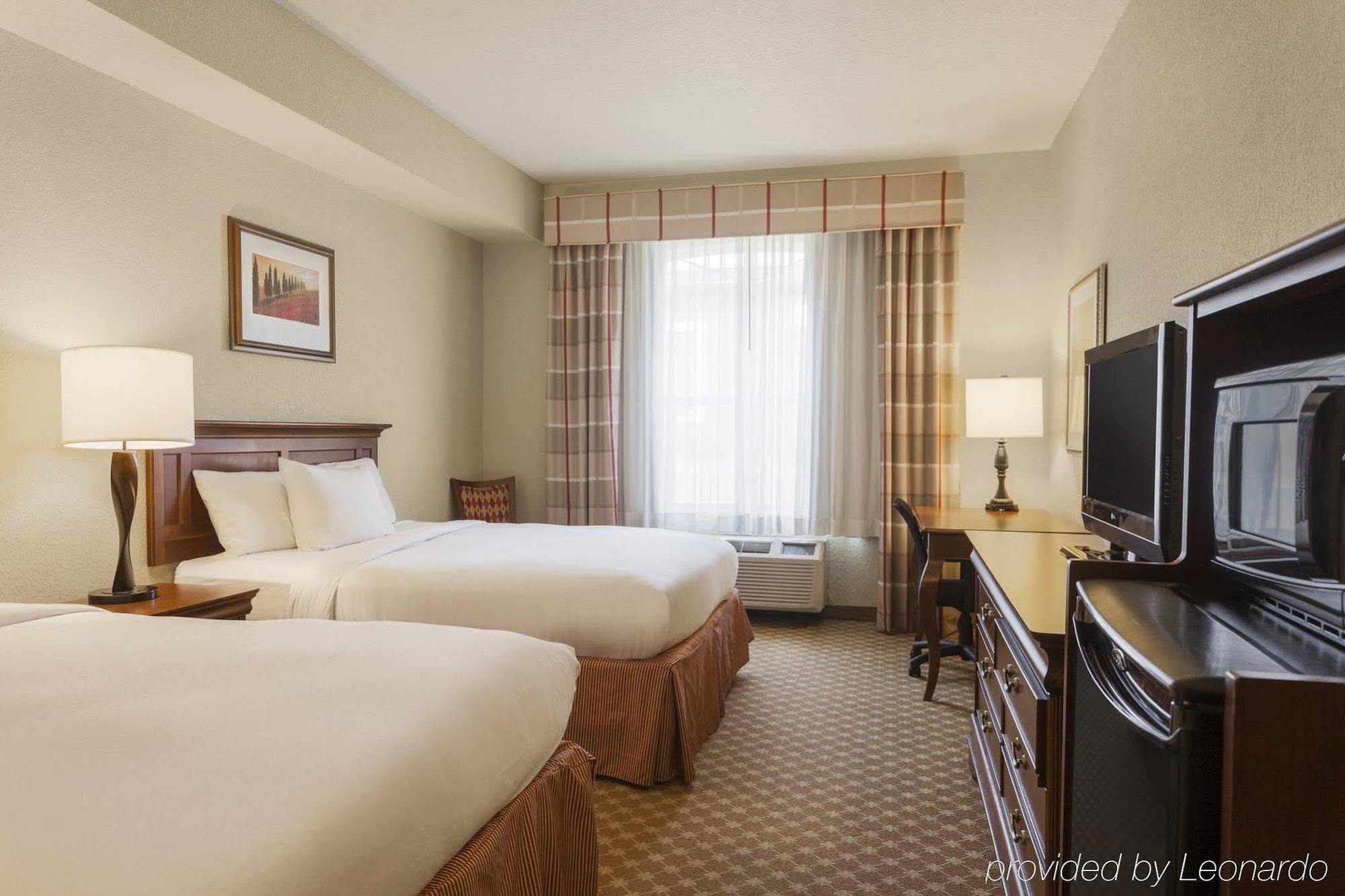 Clarion Pointe Columbus-Bradley Park Hotel Luaran gambar