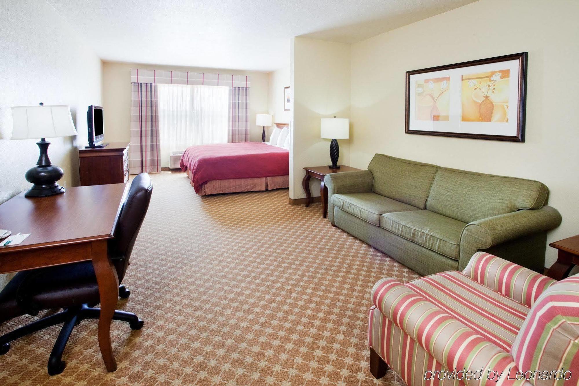 Clarion Pointe Columbus-Bradley Park Hotel Bilik gambar